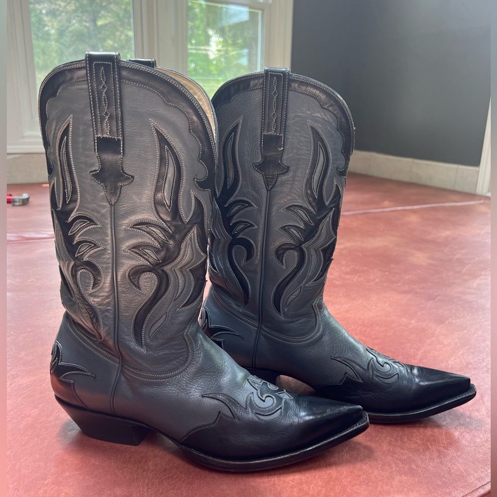 Heritage Boot Company size 10 D